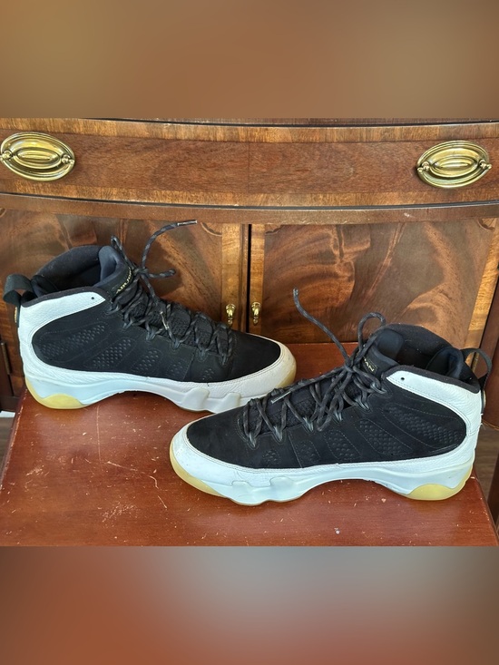 Nike Air Jordan 9 Retro Basketball Sneakers main image 5